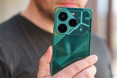 Tecno Pova 6 Pro 5G: Raja Baterai Gahar dengan Performa Ngebut?